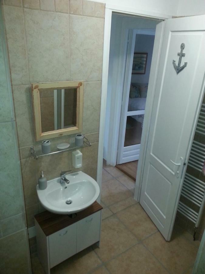 Apartamento Galboka Nine Nerezine Exterior foto
