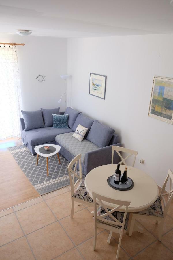 Apartamento Galboka Nine Nerezine Exterior foto